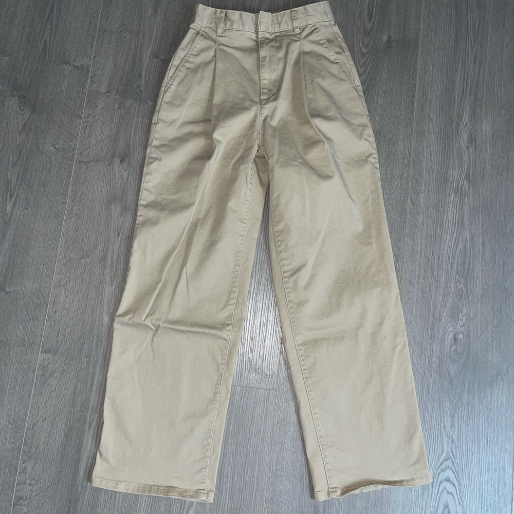 BDG Wide Leg Chino Pant